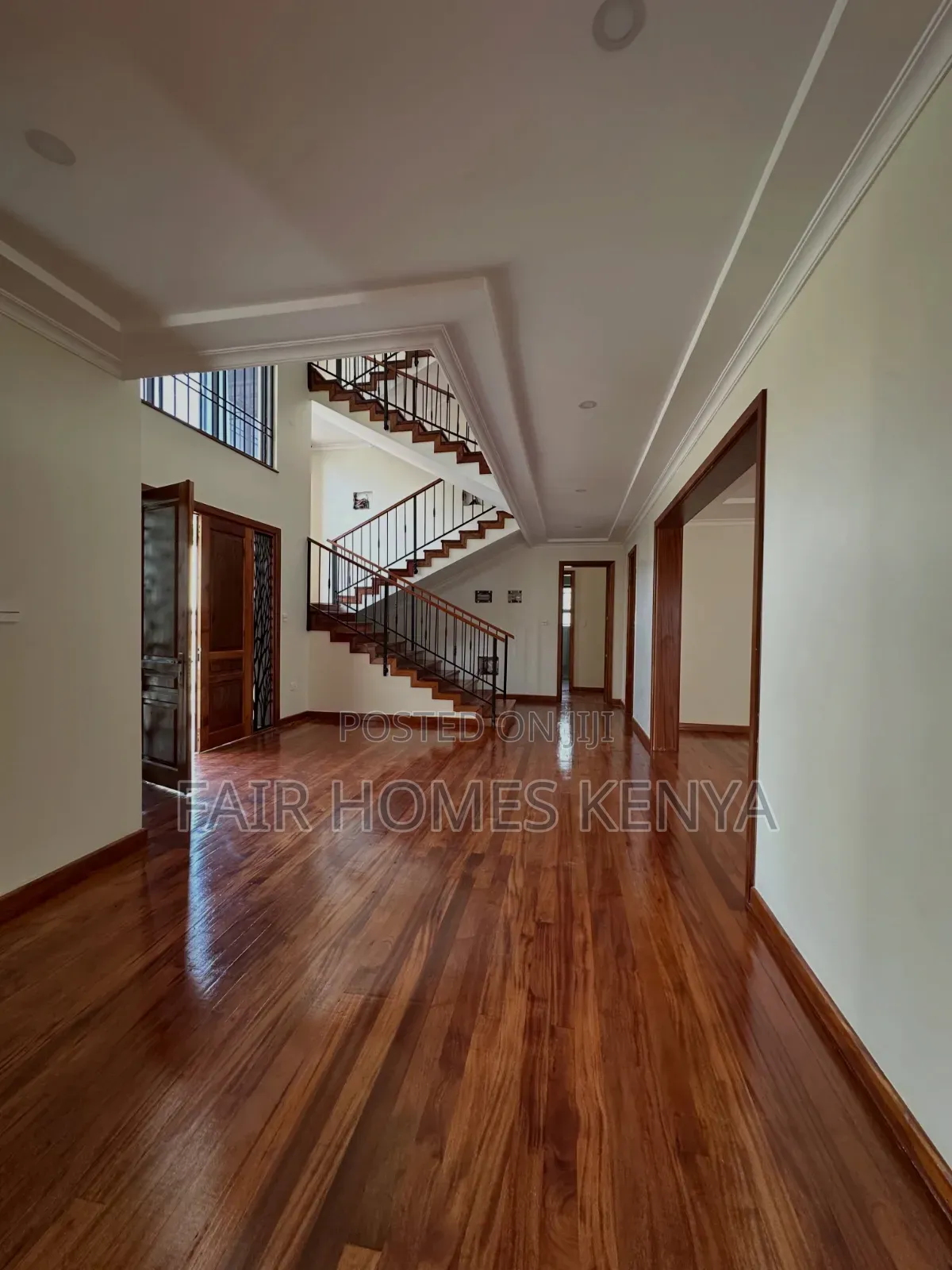 6bdrm Townhouse / Terrace in Kibagare Way, Kyuna Estate for rent