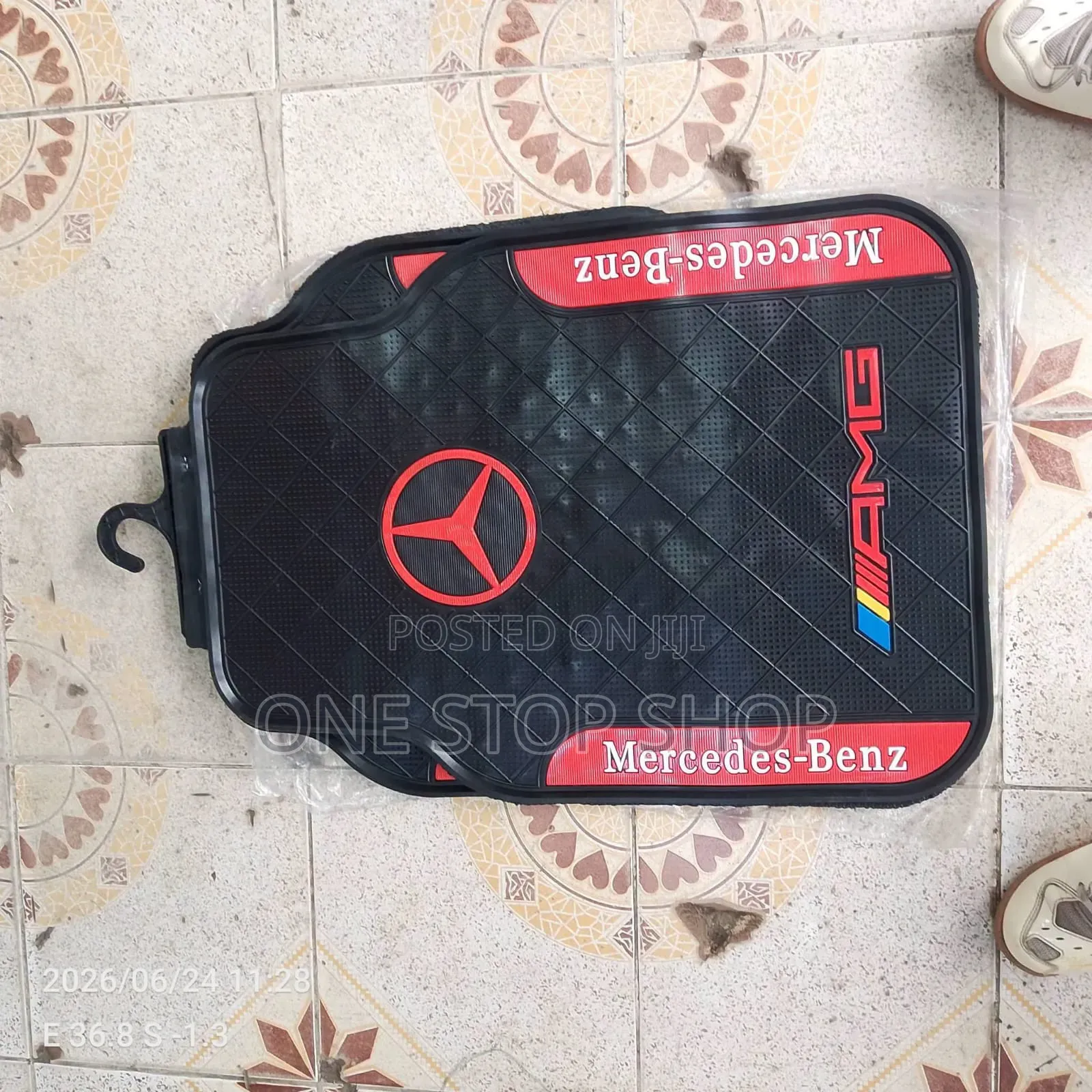 Mercedes Amg Branding 5pc Heavy Duty Rubber Waterproof Mats