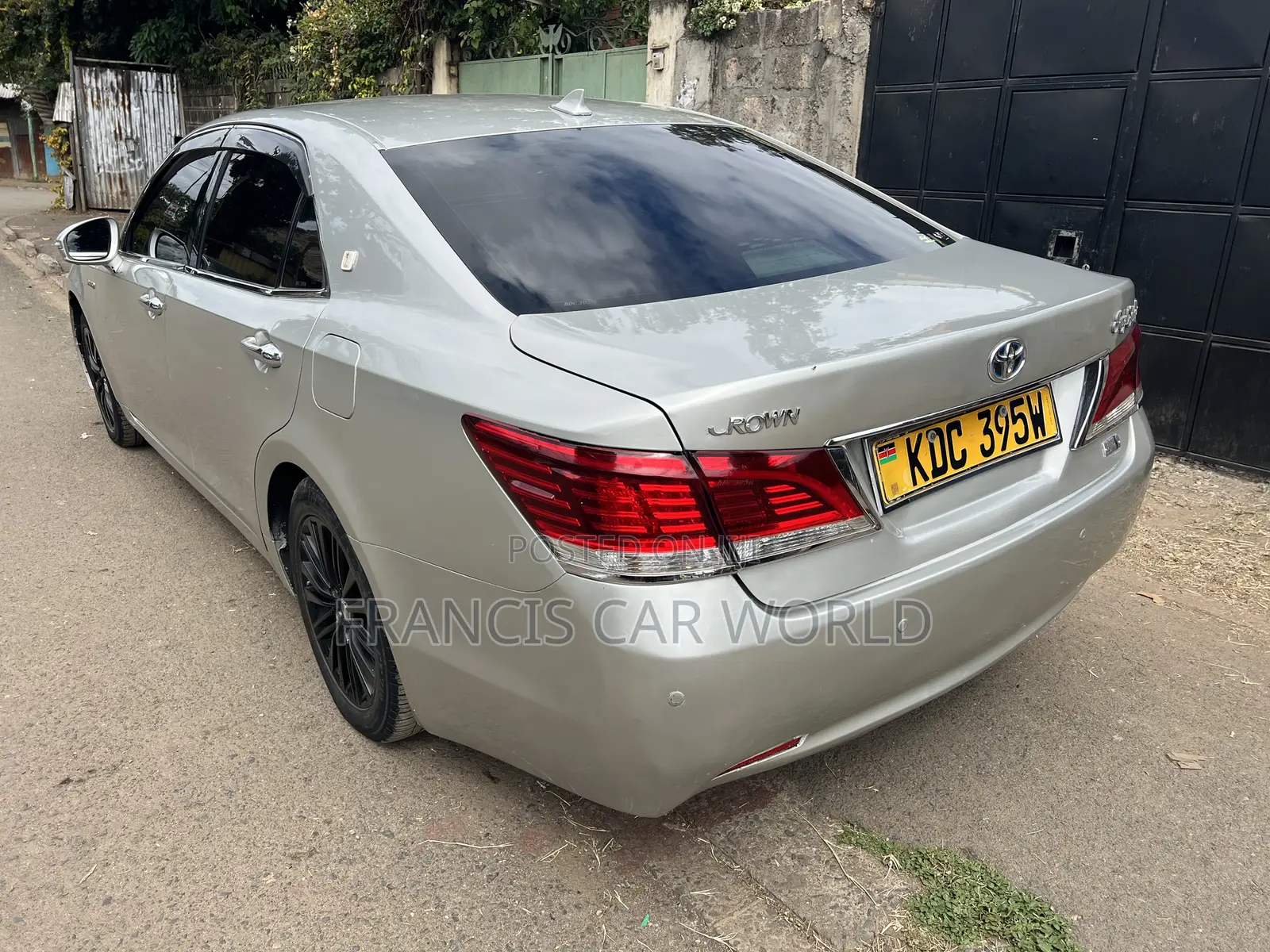 Toyota Crown 2015 Silver