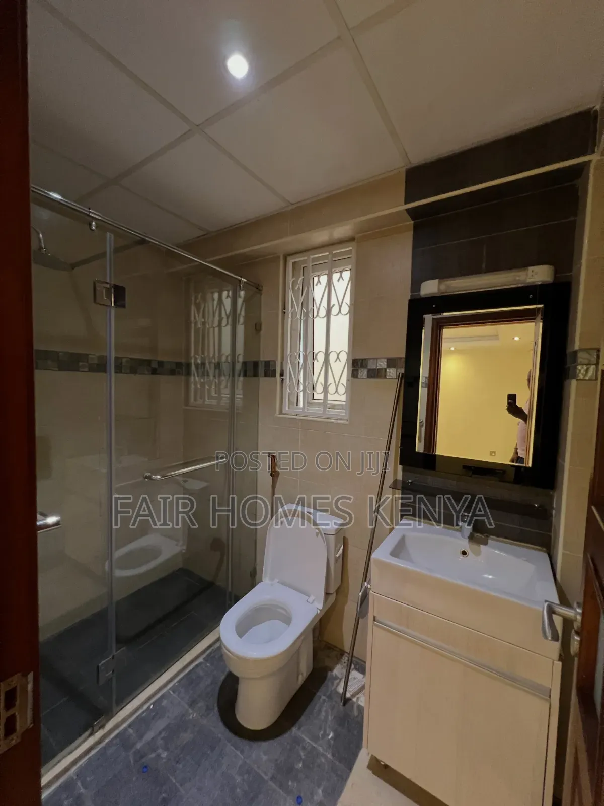 5bdrm Townhouse / Terrace in Lavington Green, Muthangari for rent