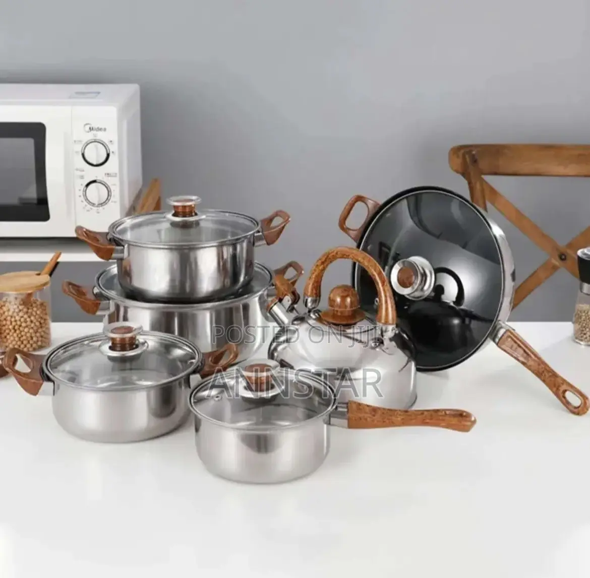 12 Pieces Stainless Cookware With Kettle