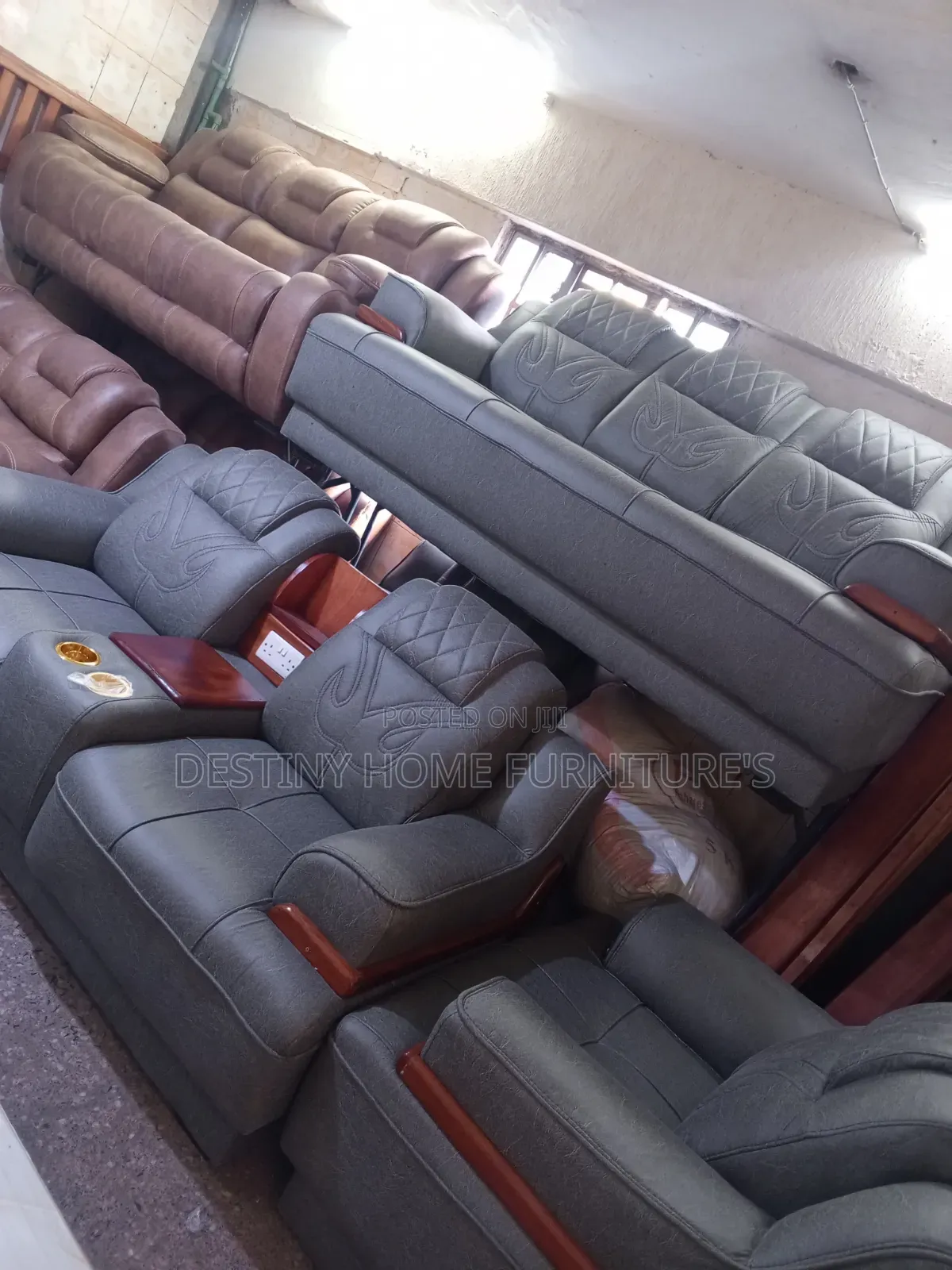 Home Luxury Apartments Sofas