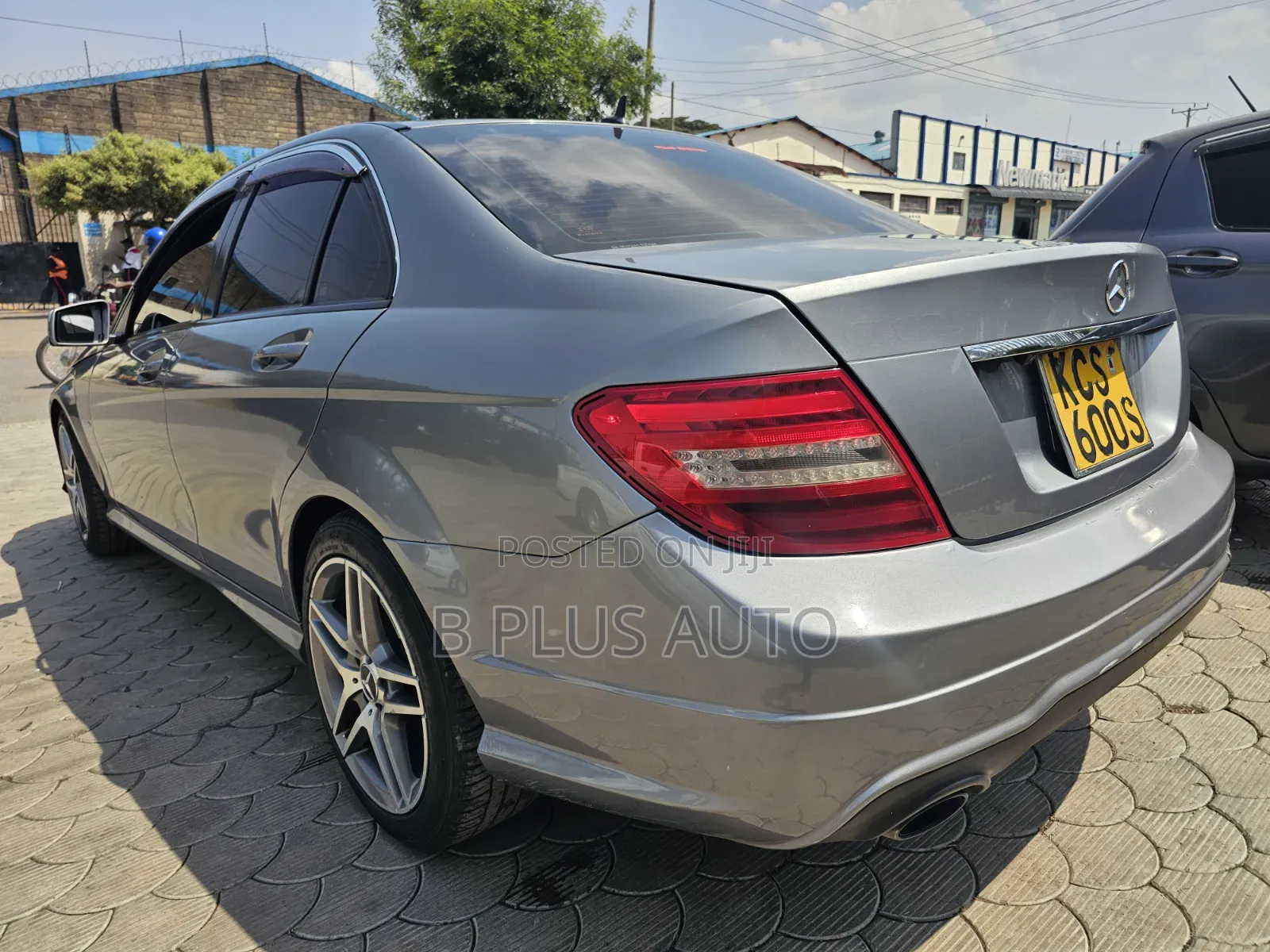 Mercedes-Benz C200 2012 Silver