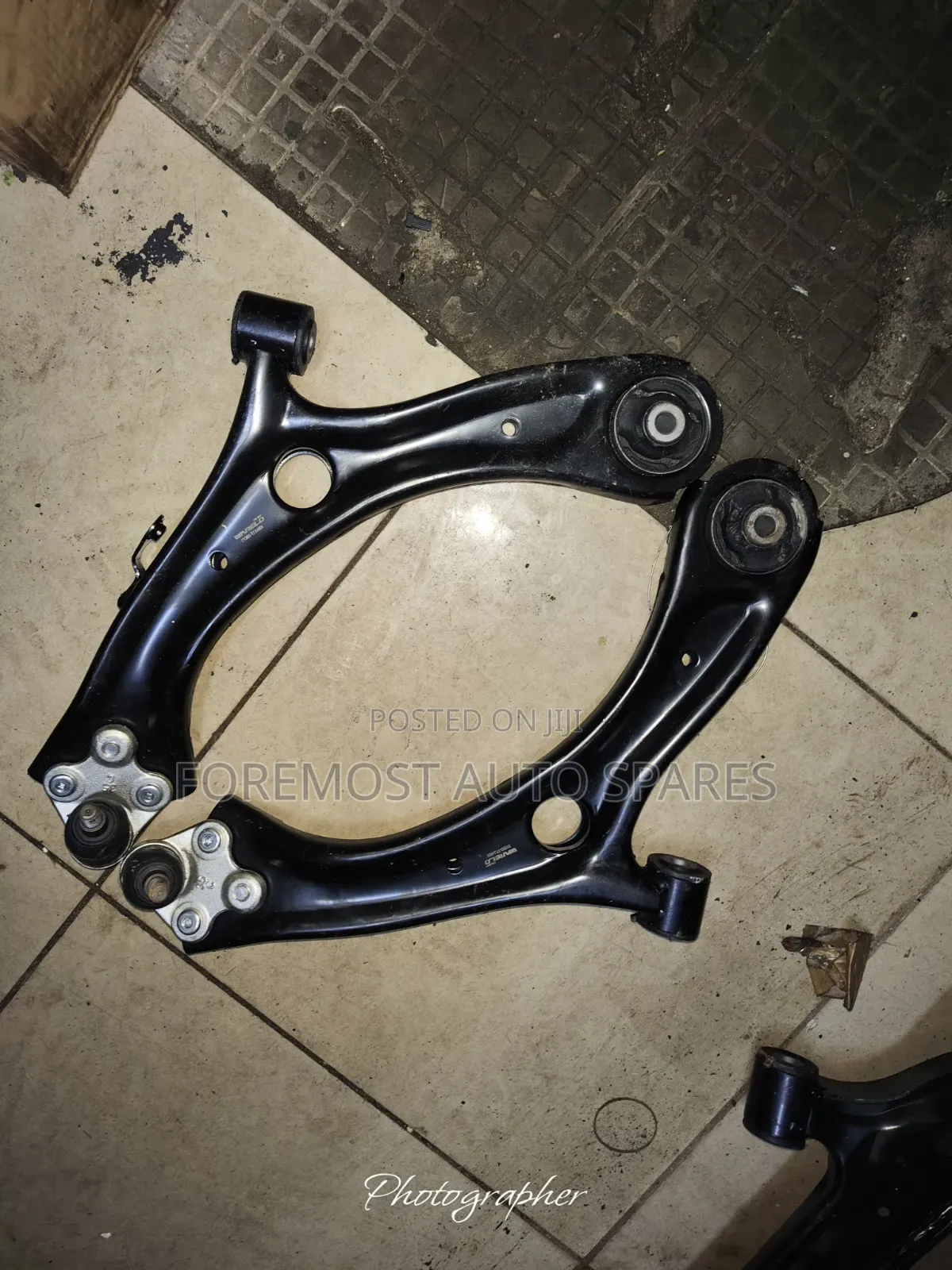 Honda Vezel Front Arms