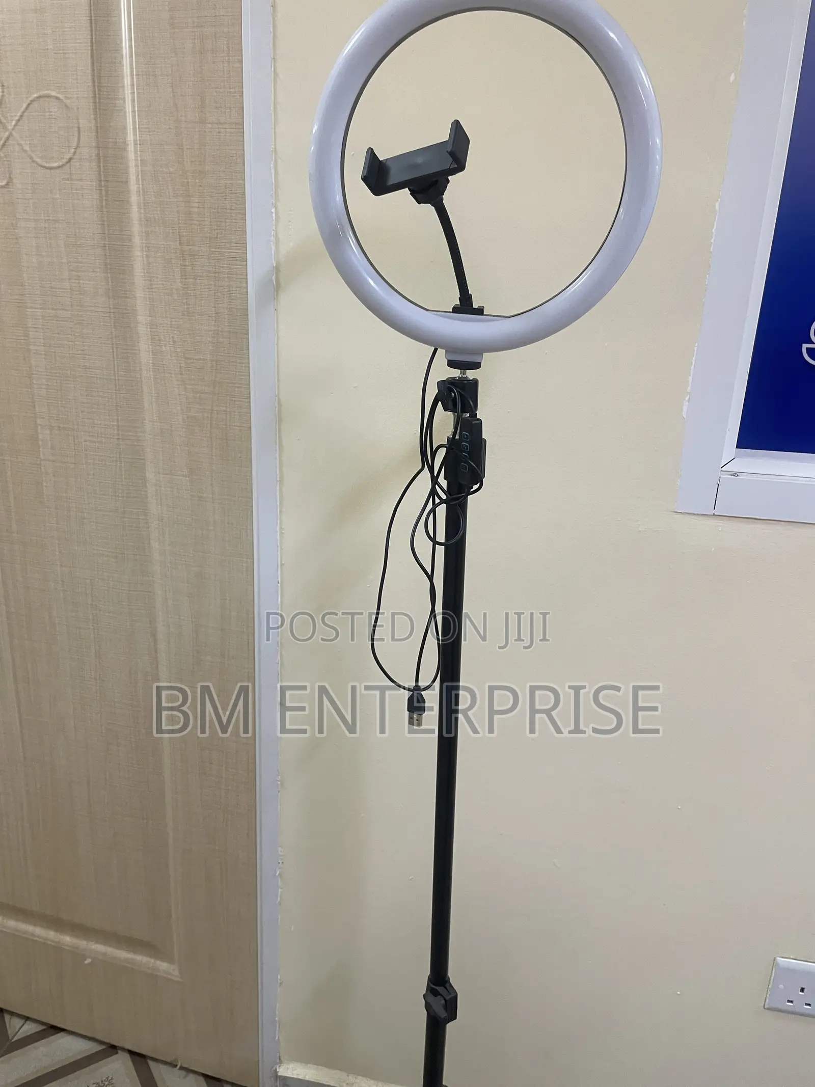 Brand New 10 Inch Ring Light