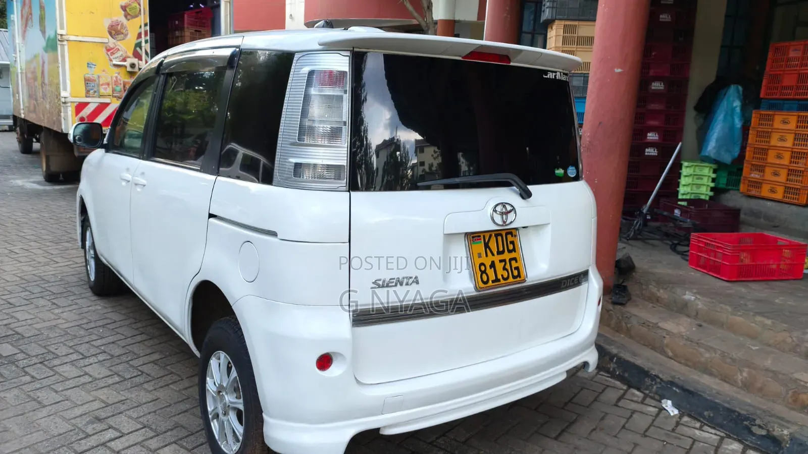 Toyota Sienta 2014 White