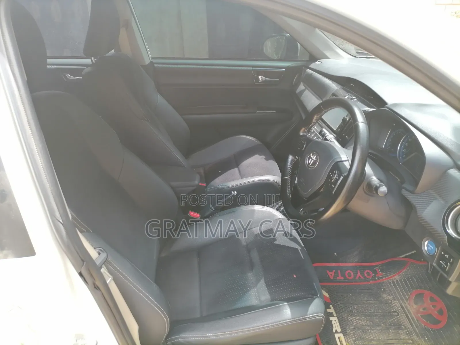Toyota Corolla Fielder 2014 Pearl