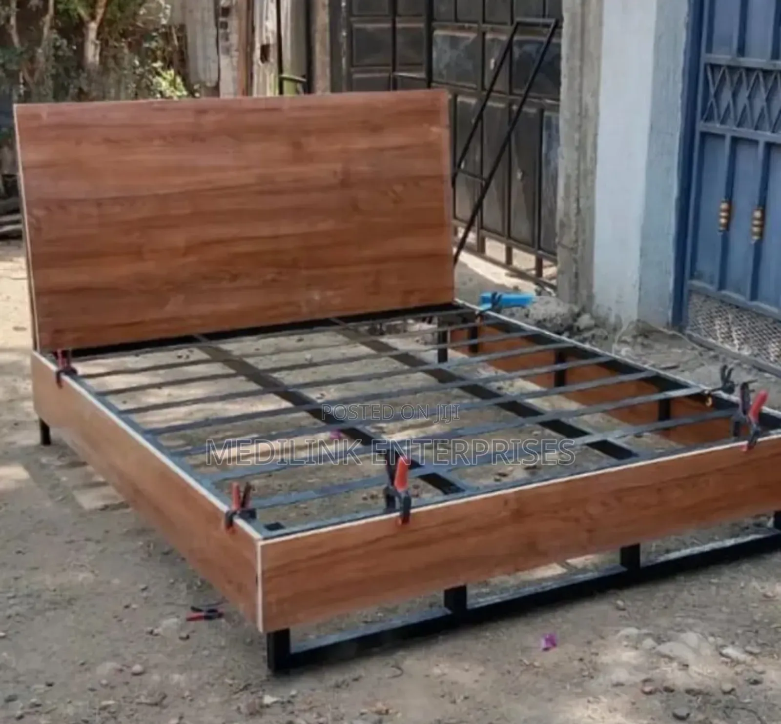 Modern Art Wooden Mix Queen Sized Beds 5*6ft
