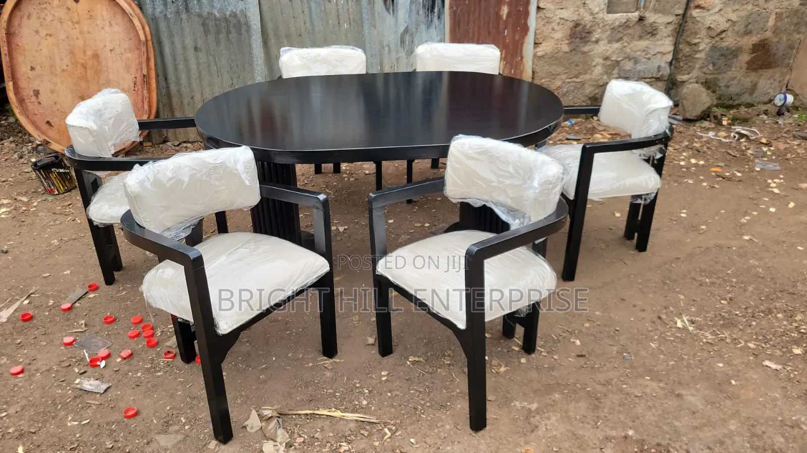 Modern Made Dining Tables 6sitter
