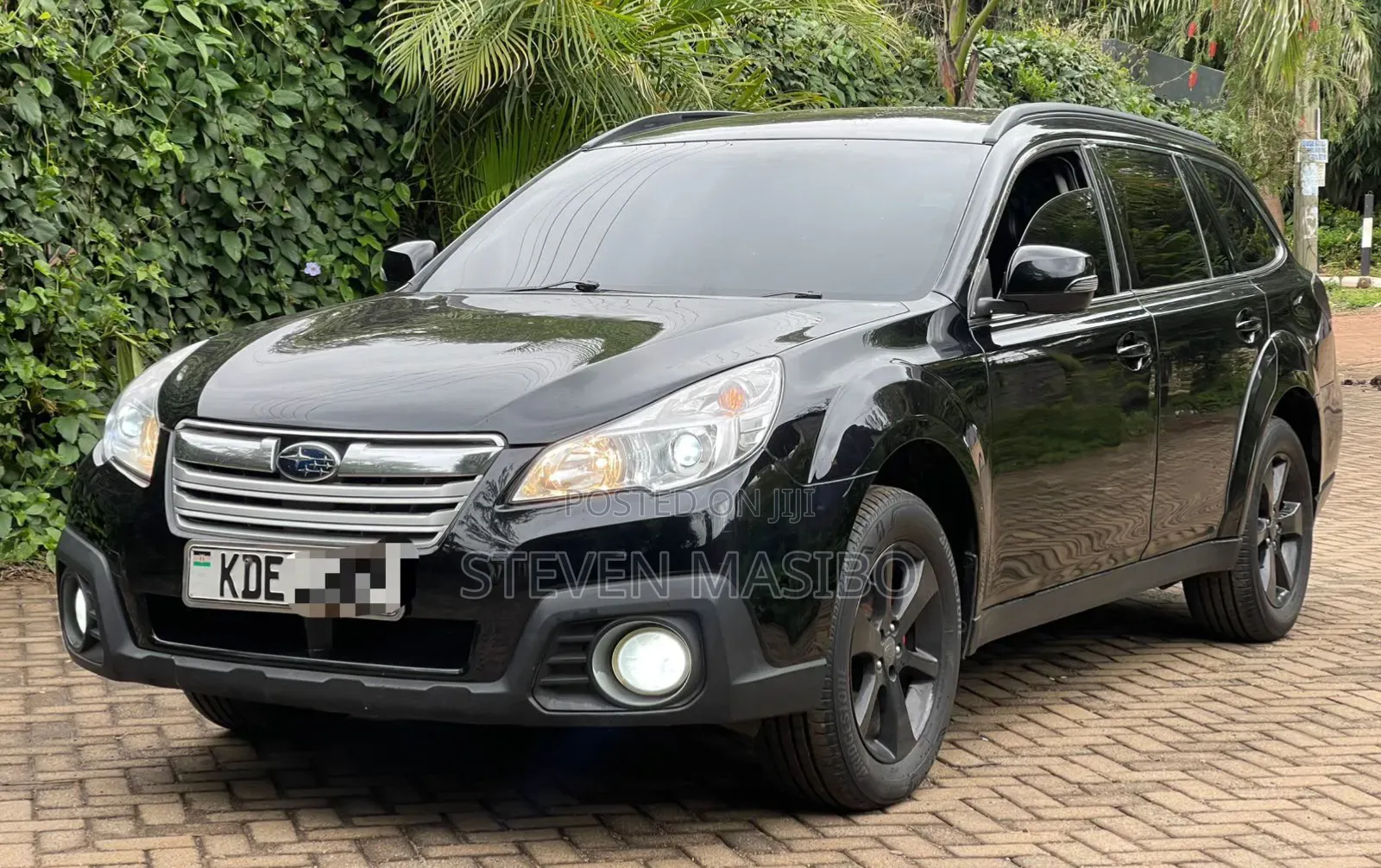 Subaru Outback 2.5i 4dr Wagon AWD (2.5L 4cyl CVT) 2014 Black