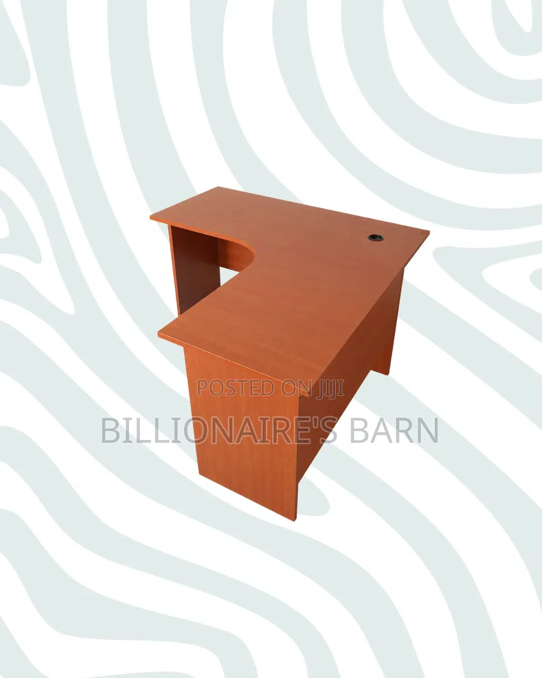 Compact 4x4ft L-Shaped Corner Desk for Smooth Computer Work Routines
