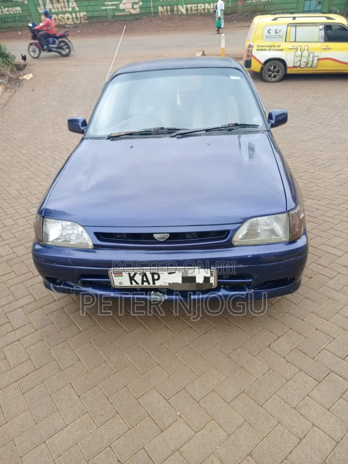 Toyota Starlet 2000 Blue
