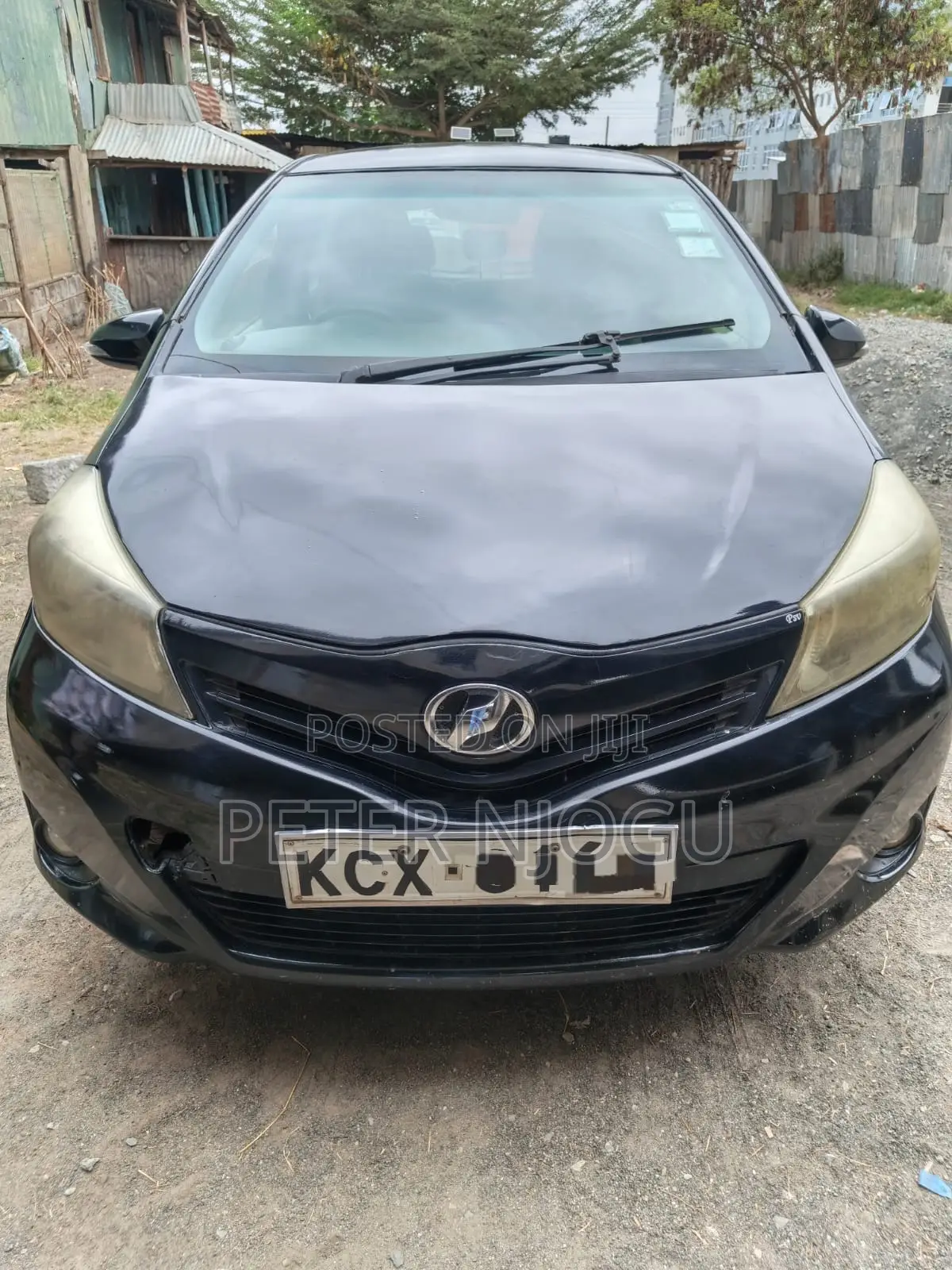 Toyota Vitz 2013 Black