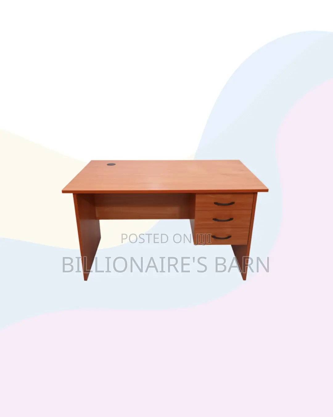 Compact 1m Wooden Desk for Dedicated Laptop Work Sessions