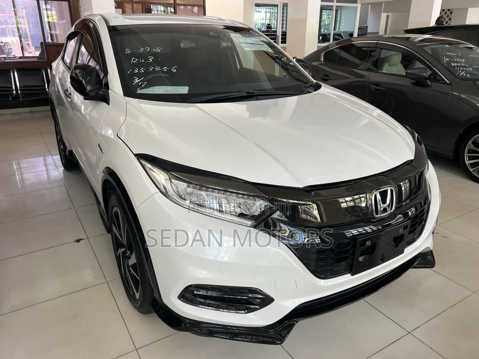 Honda Vezel 2019 White