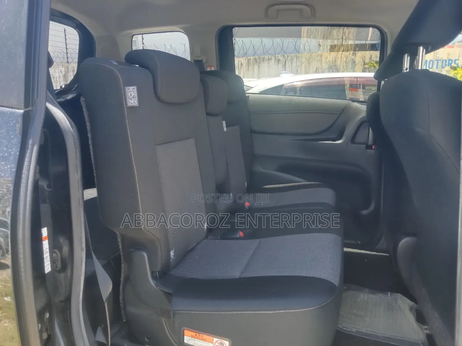 Toyota Sienta 2017 Black
