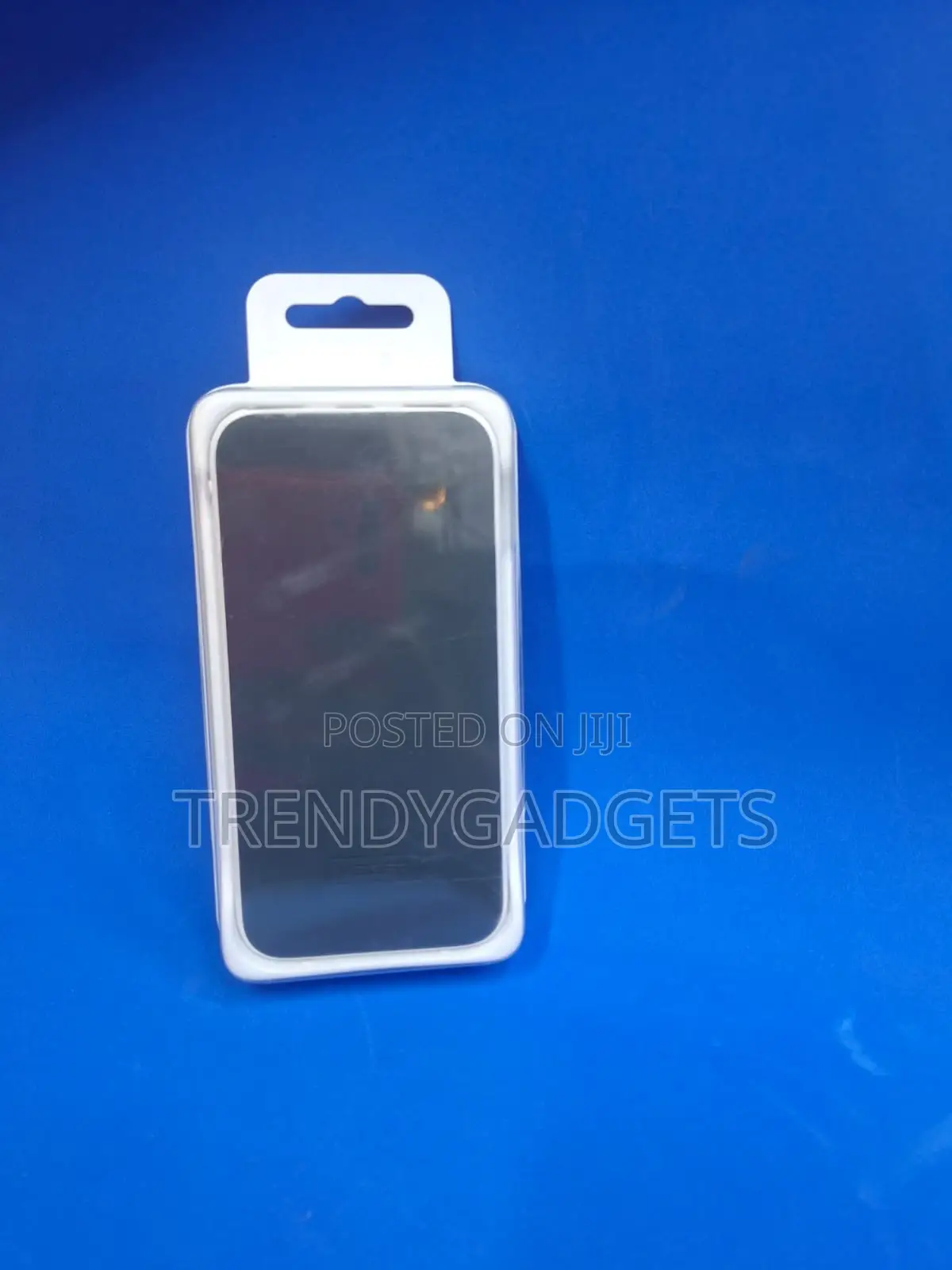 Veger J-Brauv V11w Power Bank With a 15,000mah Capacity.