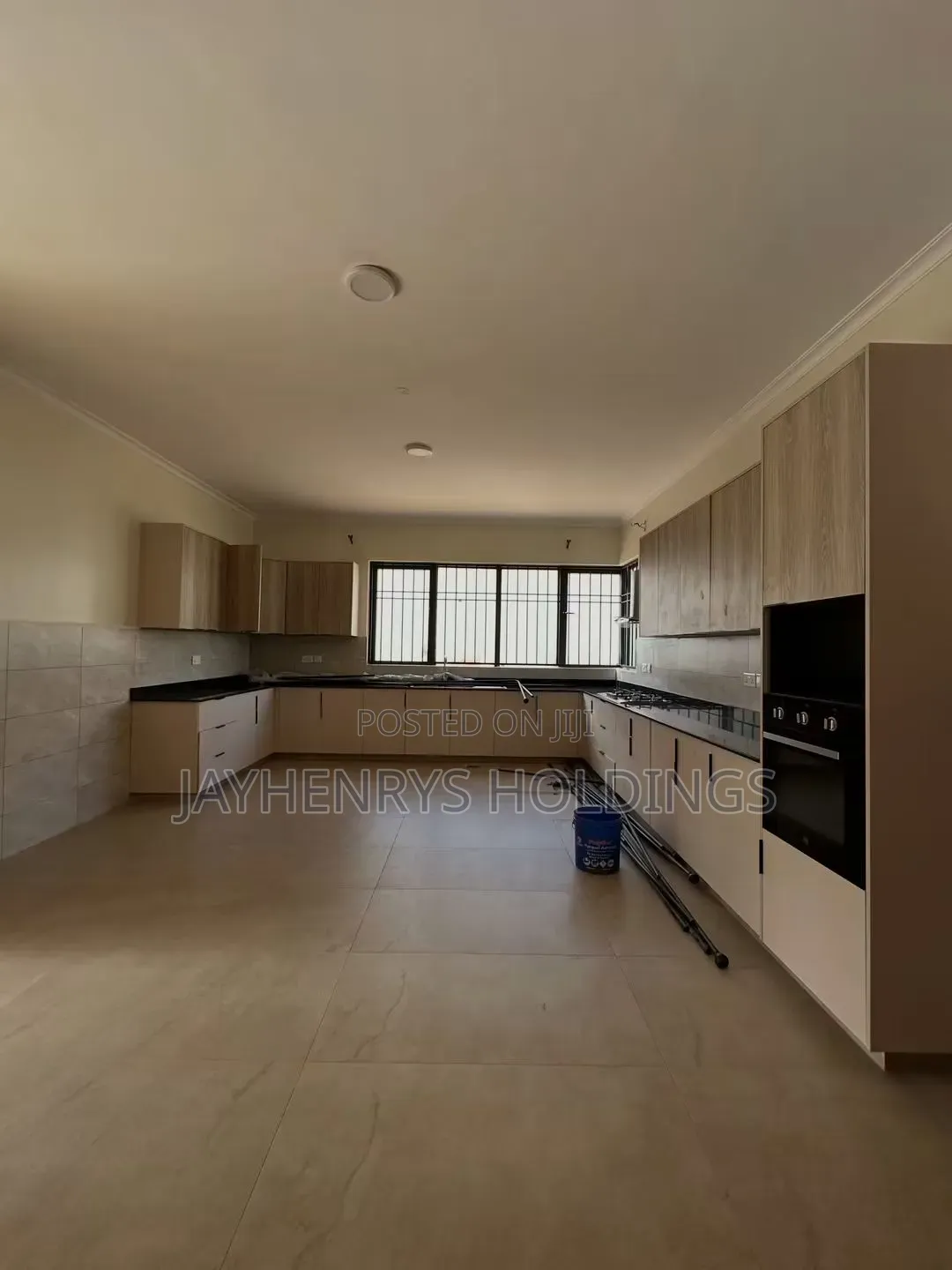 6bdrm Villa in Loresho for rent