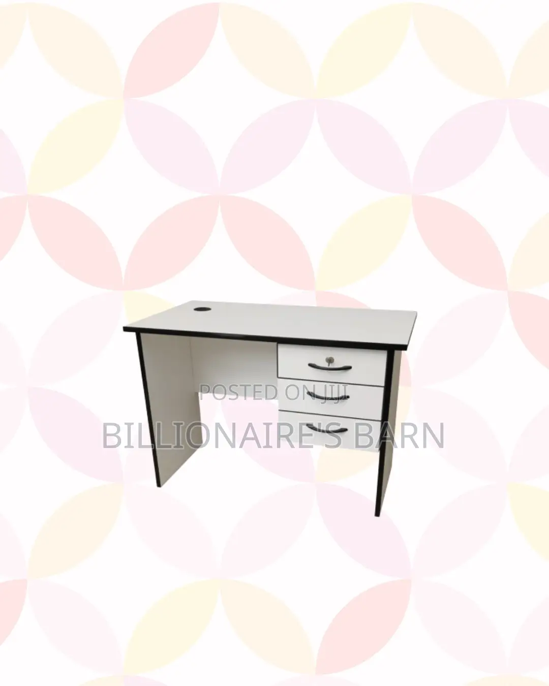 1.2m Wooden Desk With Drawers for Distraction-Free Computer Work