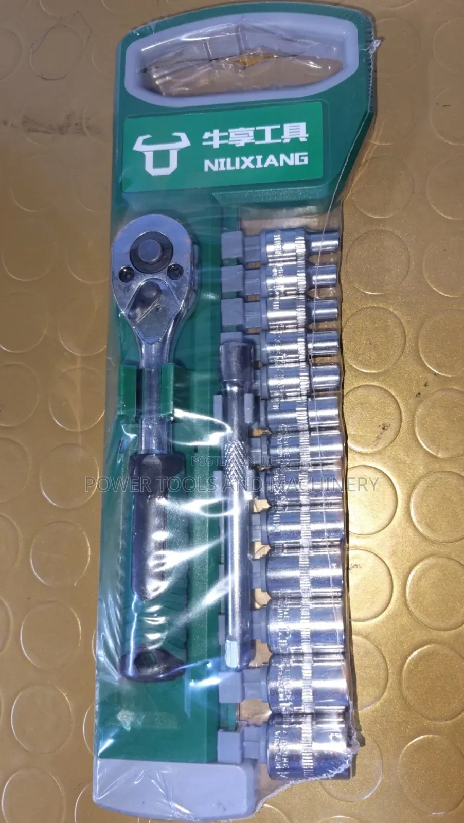 15pcs Socket Set With Handle
Max 14mm