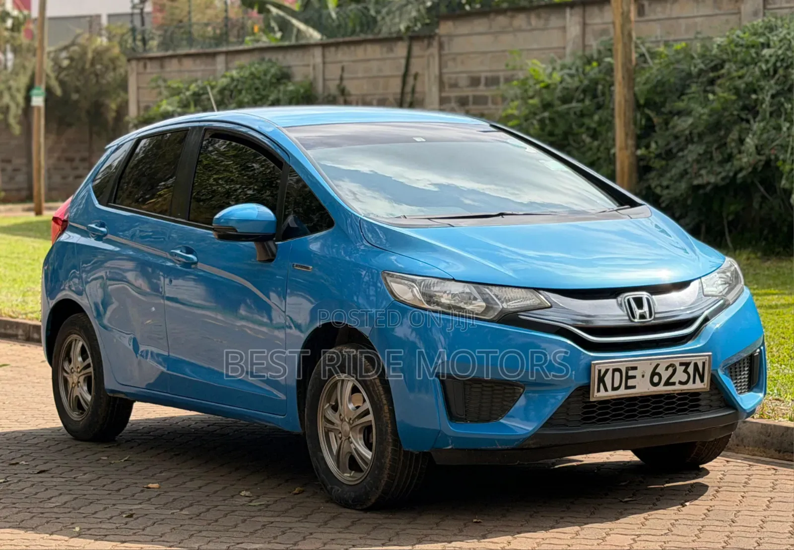 Honda Fit EX 4dr Hatchback (1.5L 4cyl CVT) 2015 Blue