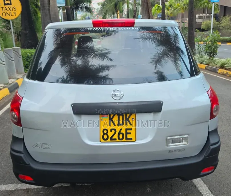 Nissan Advan 2015 Silver