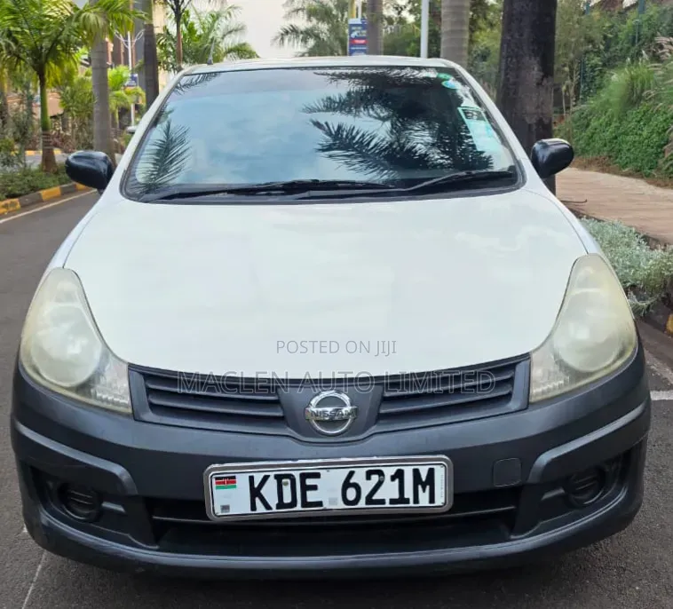 Nissan Advan 2015 White