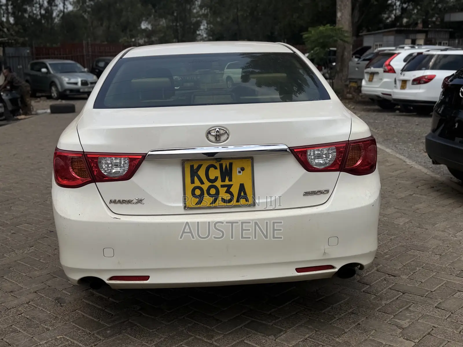 Toyota Mark X 2012 White