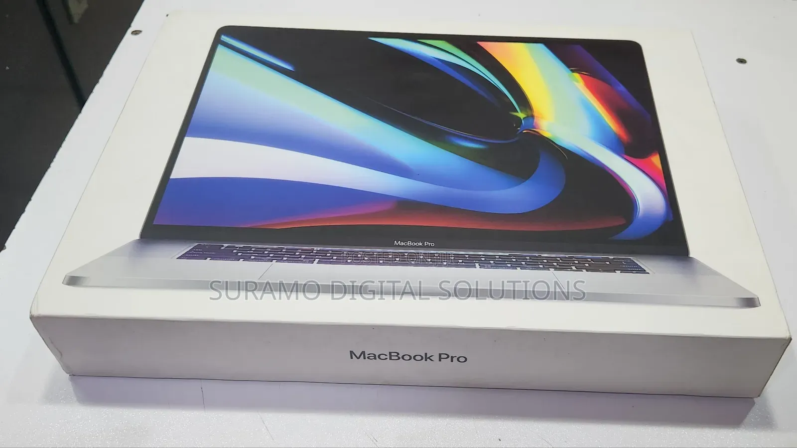 Laptop Apple MacBook Pro 2019 16GB Intel Core i7 SSD 512GB