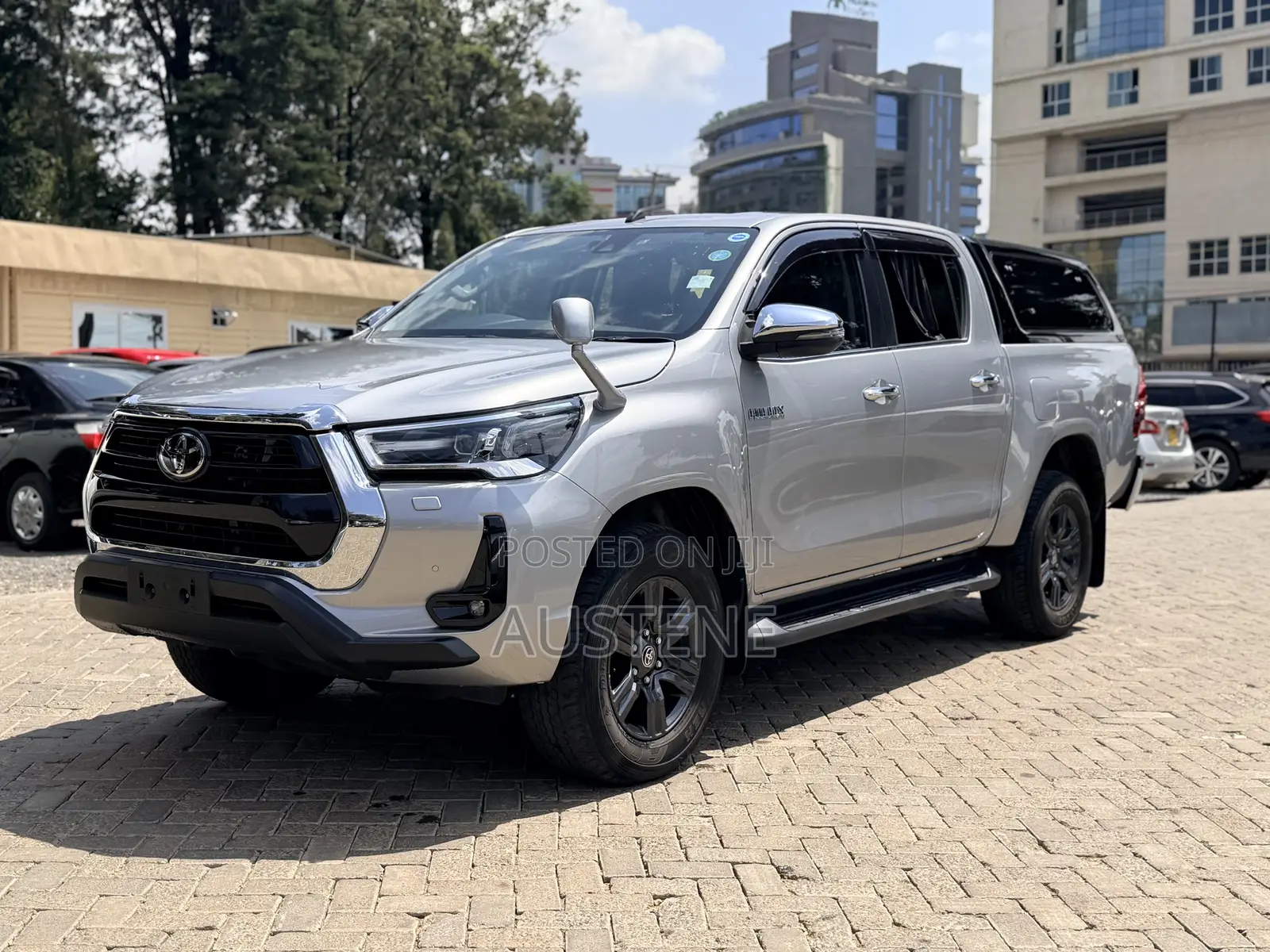 Toyota Hilux 2020 Silver