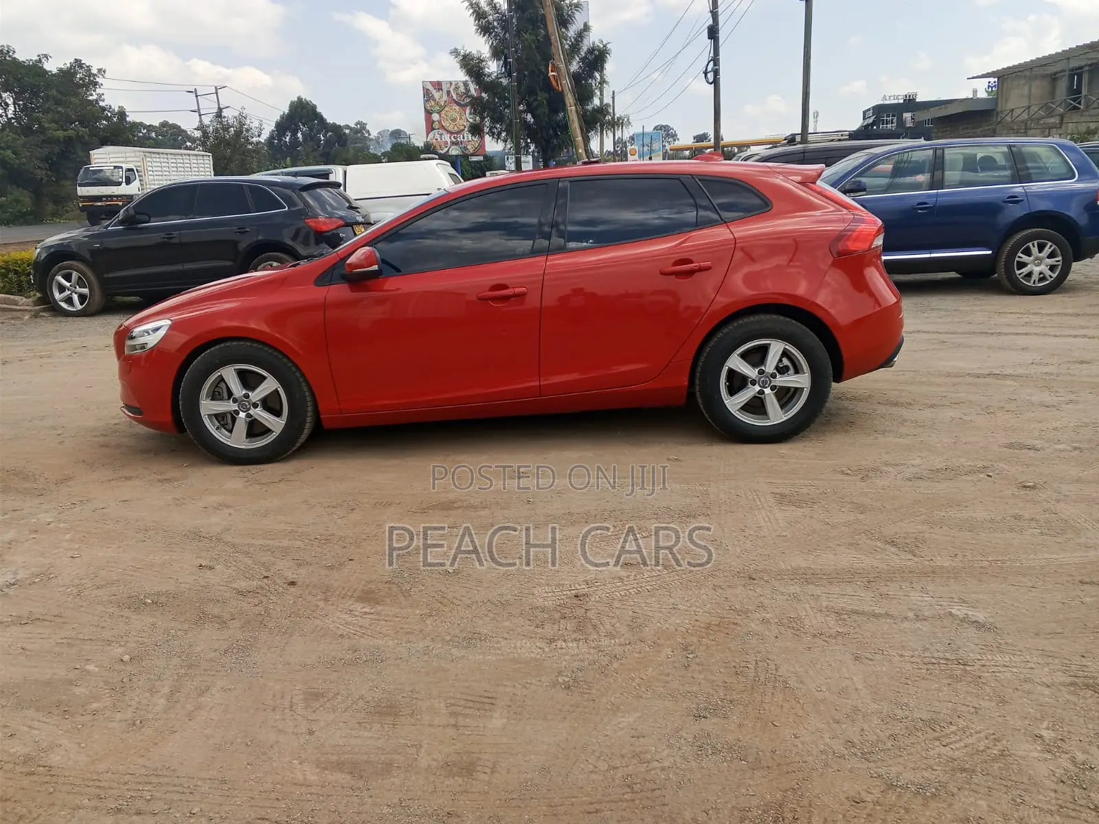 Volvo V40 2018 Red
