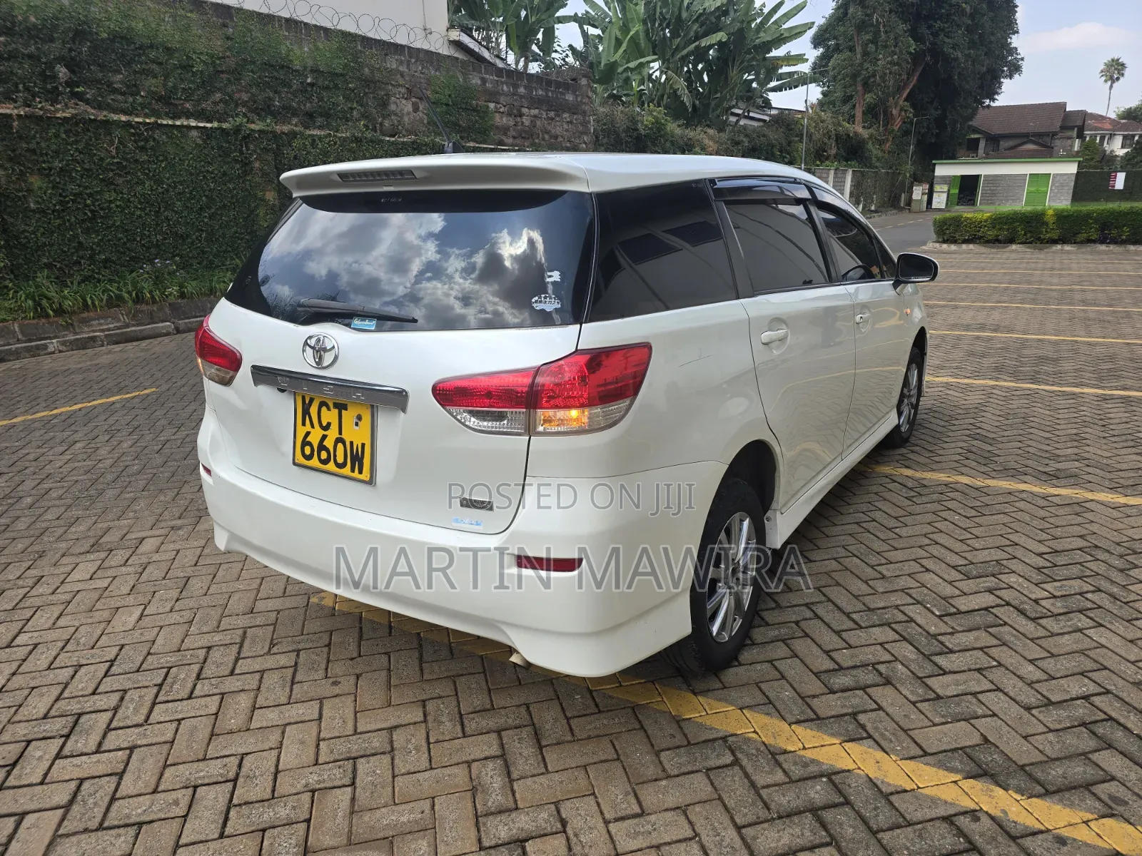 Toyota Wish 2012 White