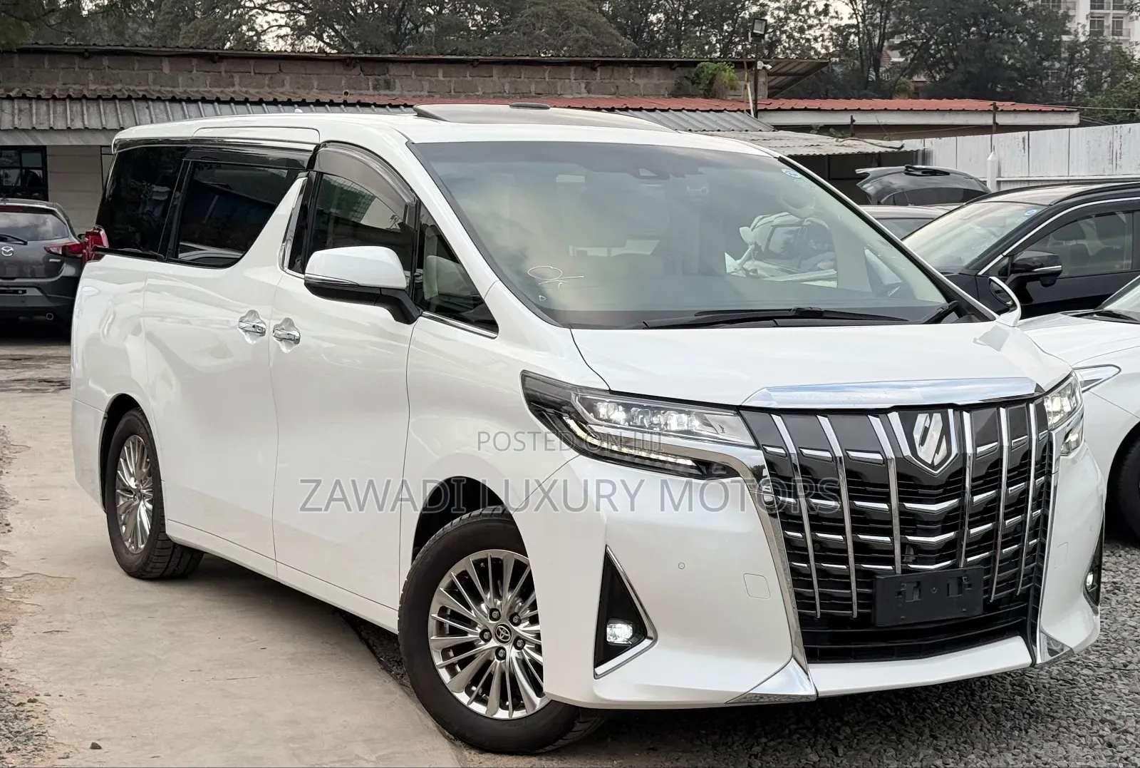 Toyota Alphard 2019 White