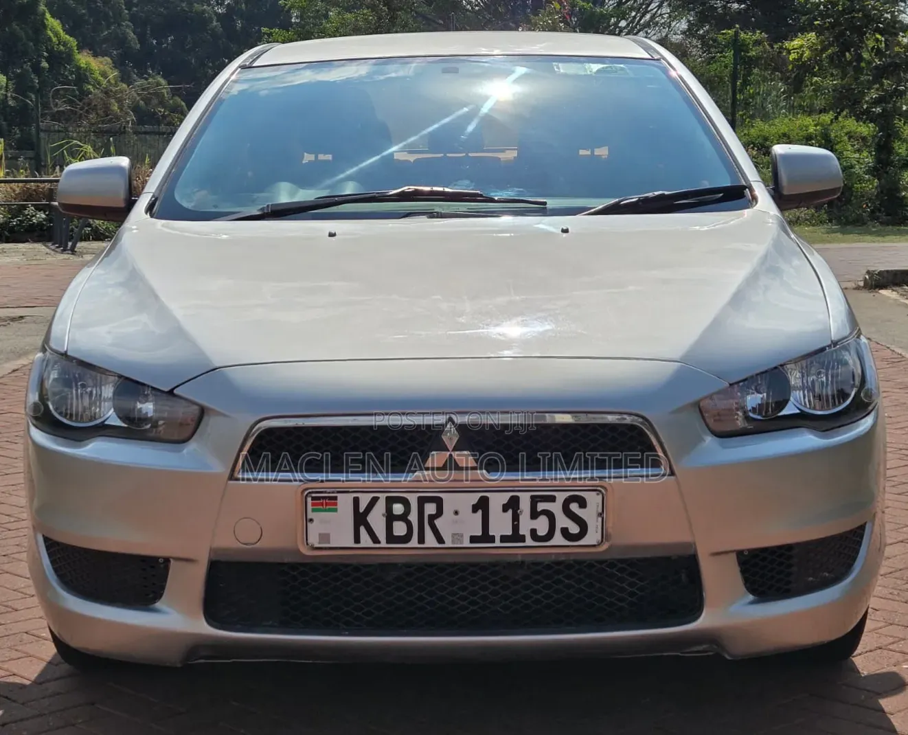Mitsubishi Lancer 2011 Silver