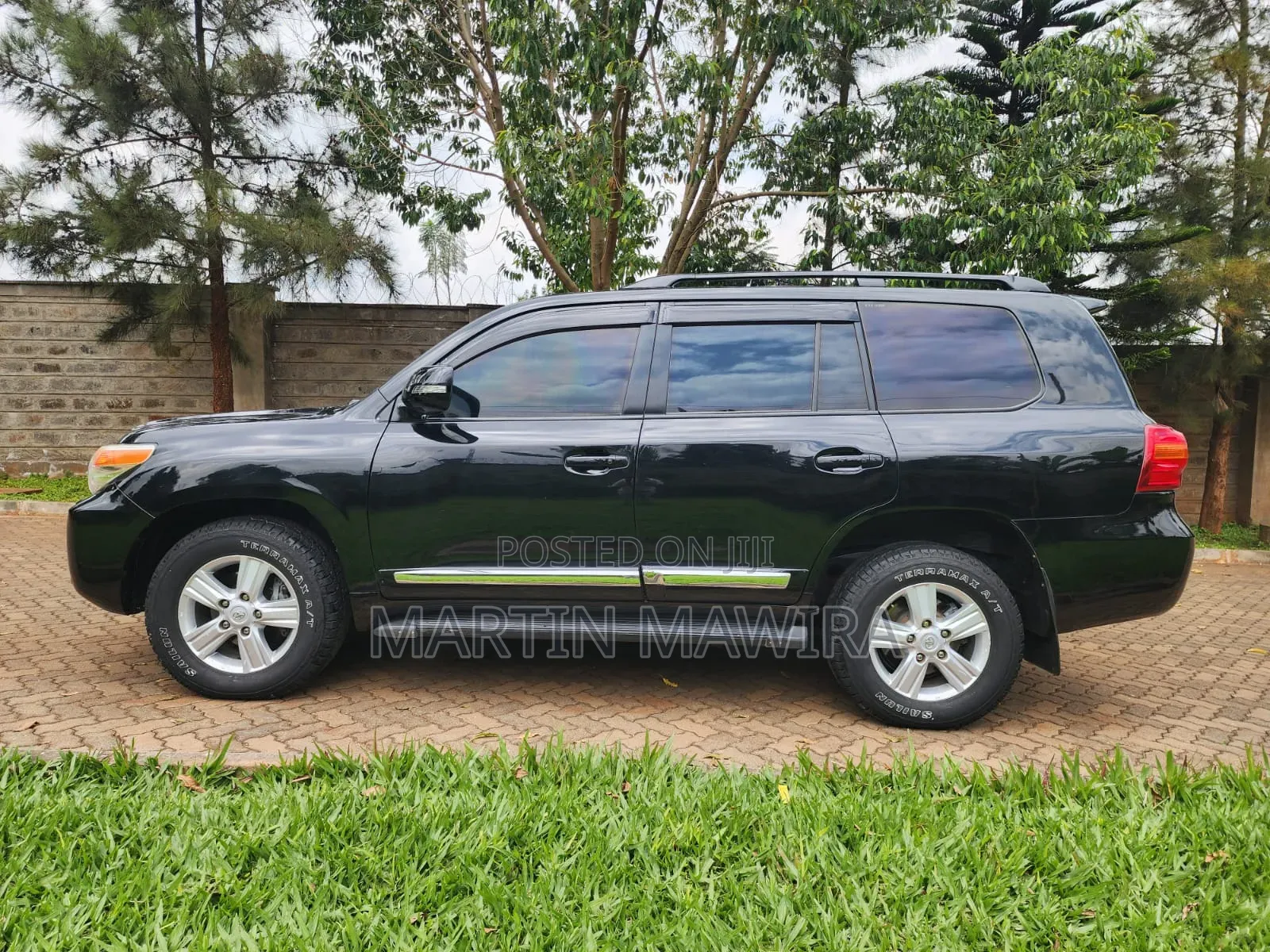 Toyota Land Cruiser Prado 2013 Black