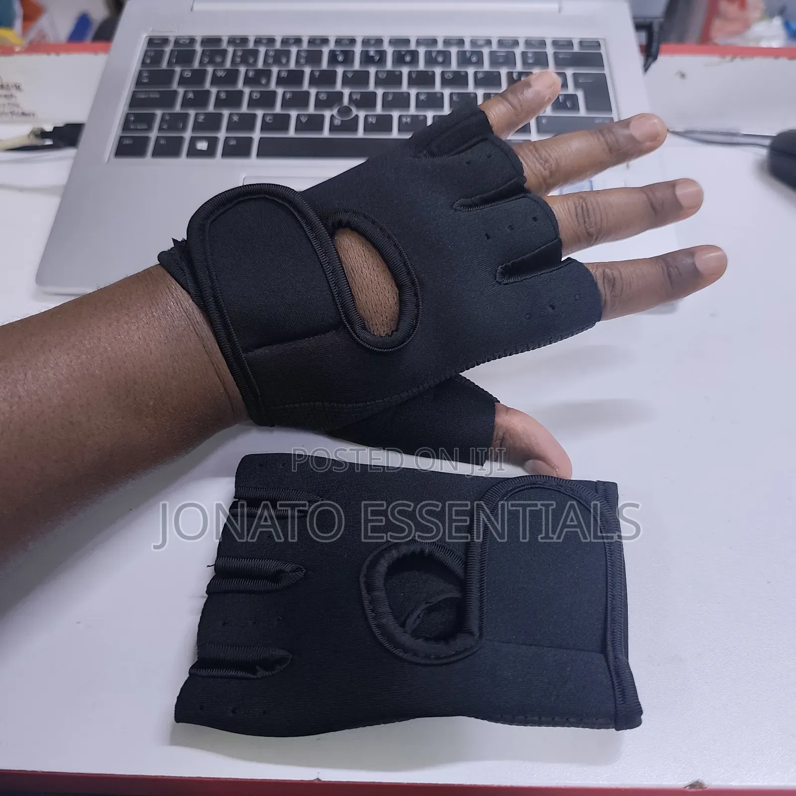 Pair of Fingerless Gym Gloves for Weightlifting, Workout Fitness
