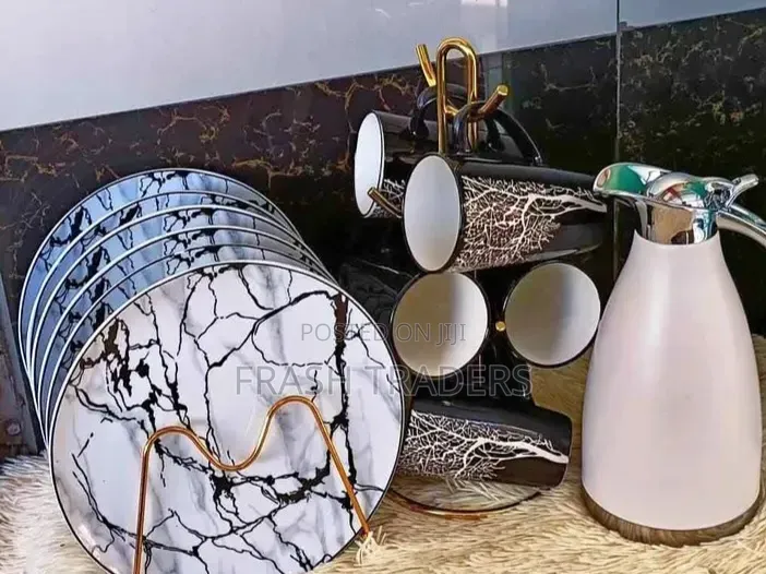 13pcs Ceramic Mug Plate Set With Flask