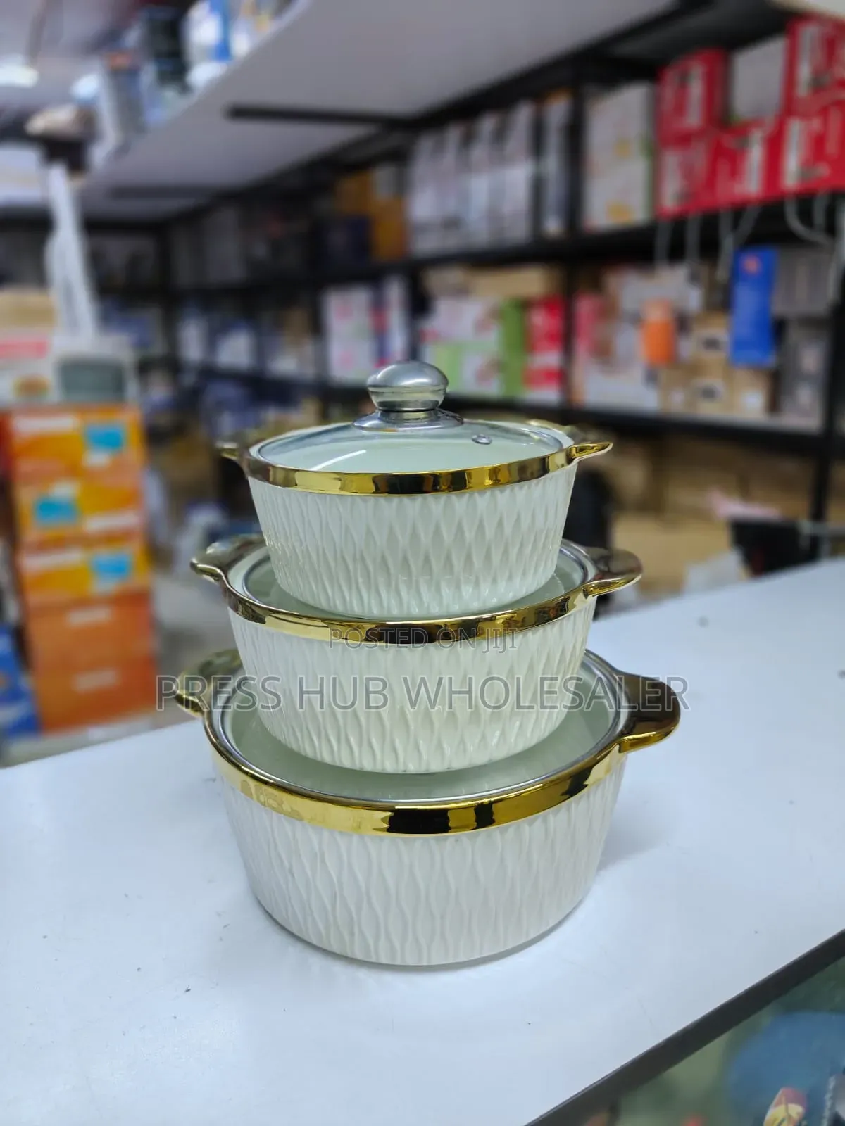 Premium White Ceramic Casserole Set – 3-Piece Textured Serving Bowls