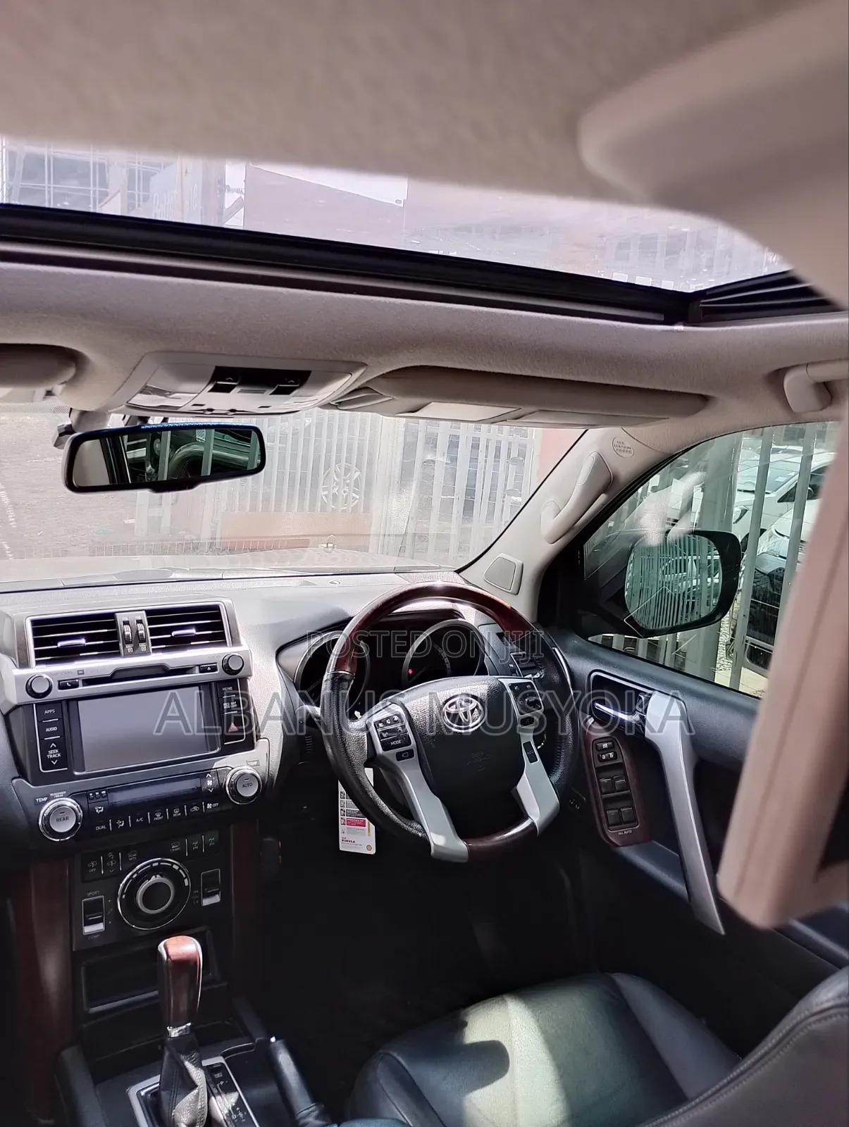 Toyota Land Cruiser Prado 2017 Gray