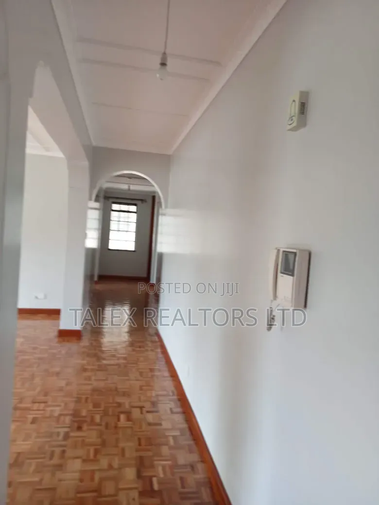 2bdrm Apartment in Riara Road, Hurlingham for rent