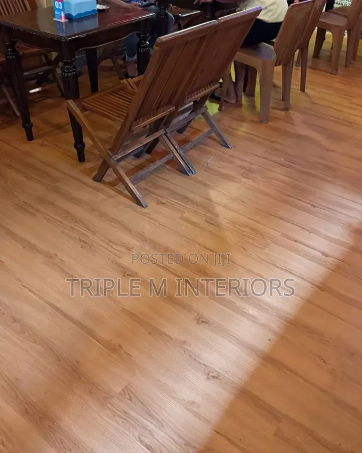 Vintage Distressed Wood SPC Flooring