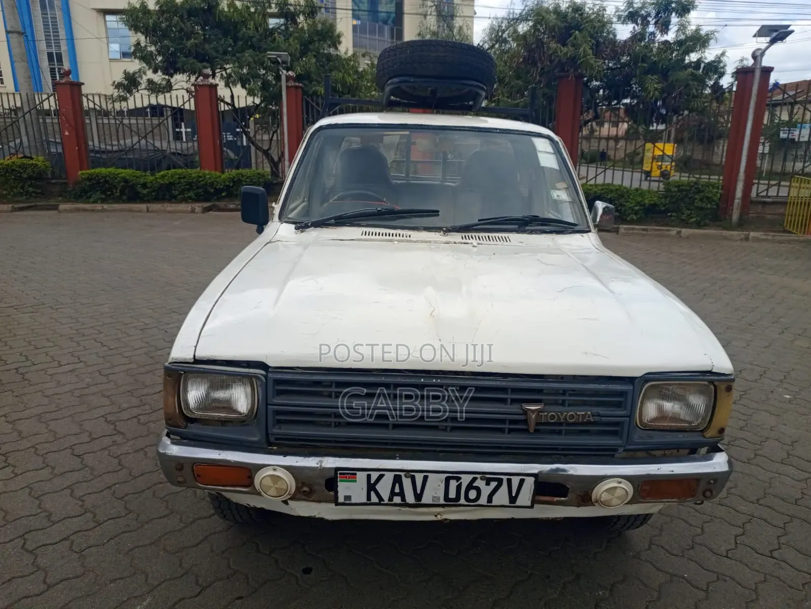 Toyota Hilux 1979 White
