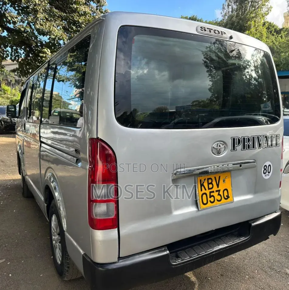 Toyota HiAce 2008 Silver