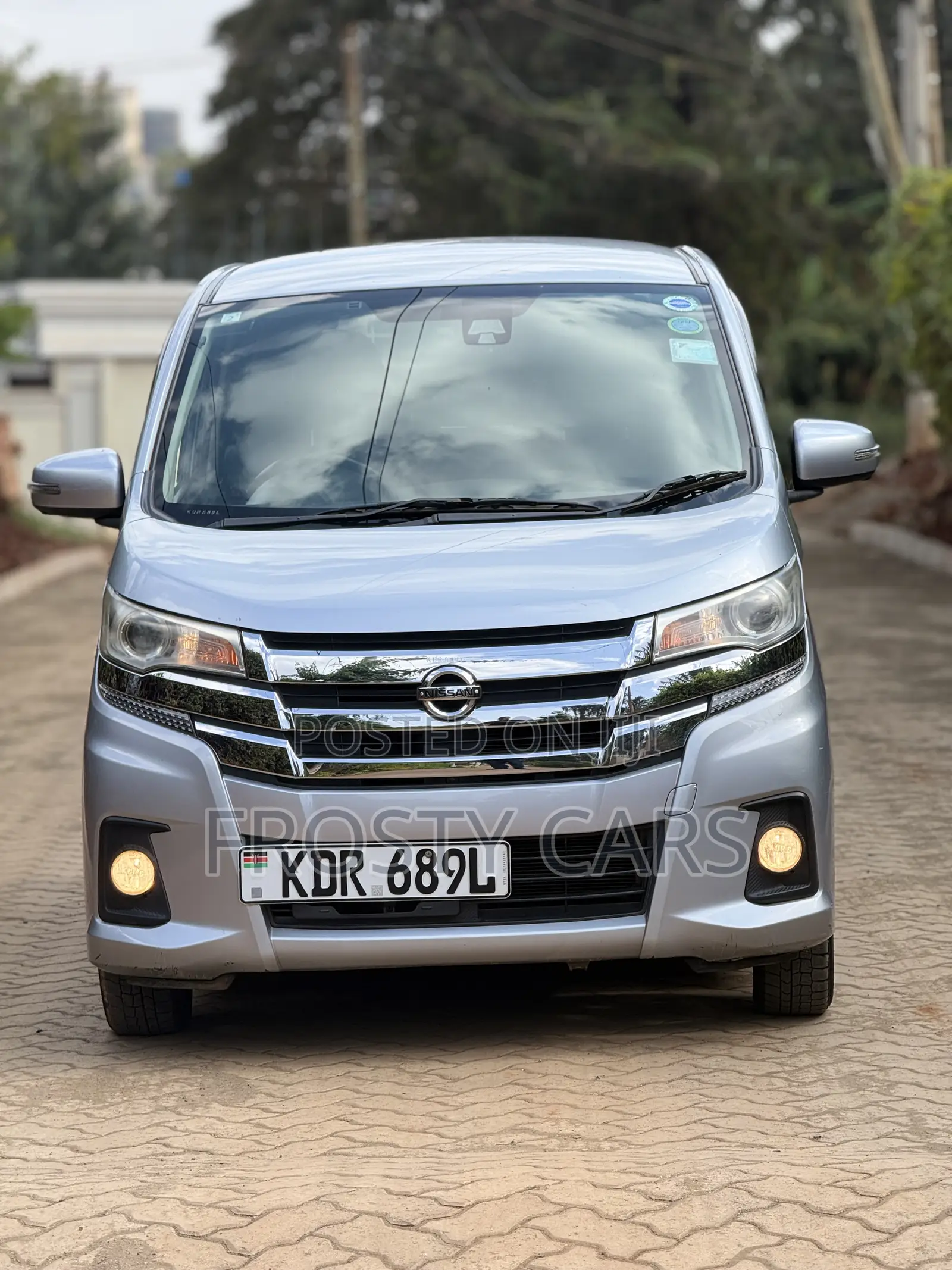 Nissan Dayz Highway Star G 2017 Silver