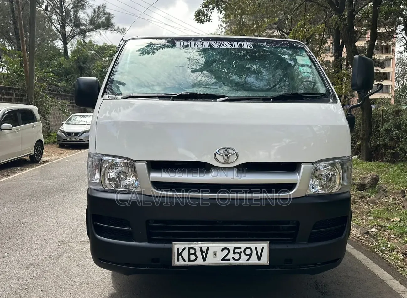 Toyota HiAce 2007 White