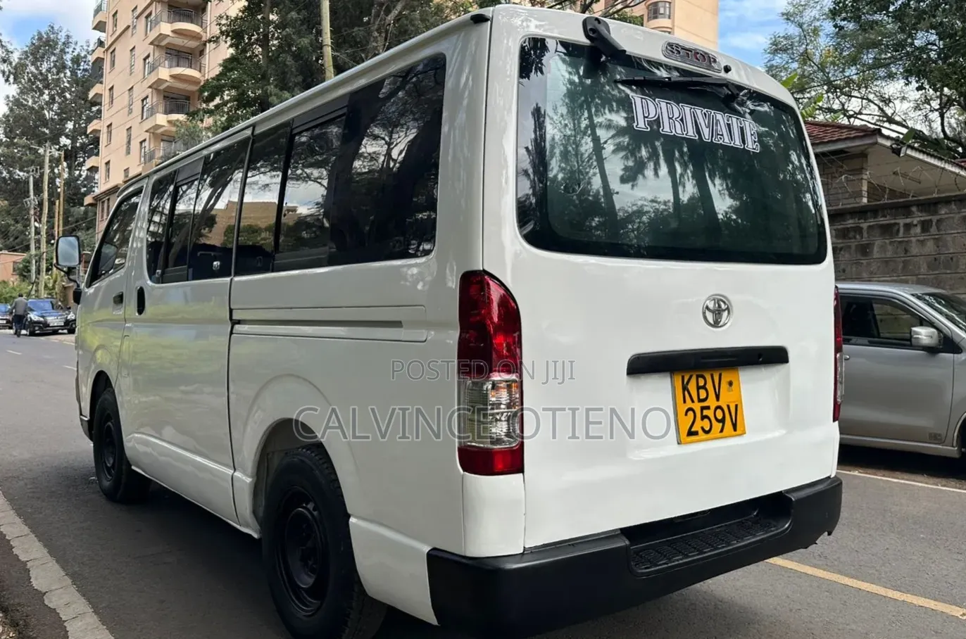 Toyota HiAce 2007 White