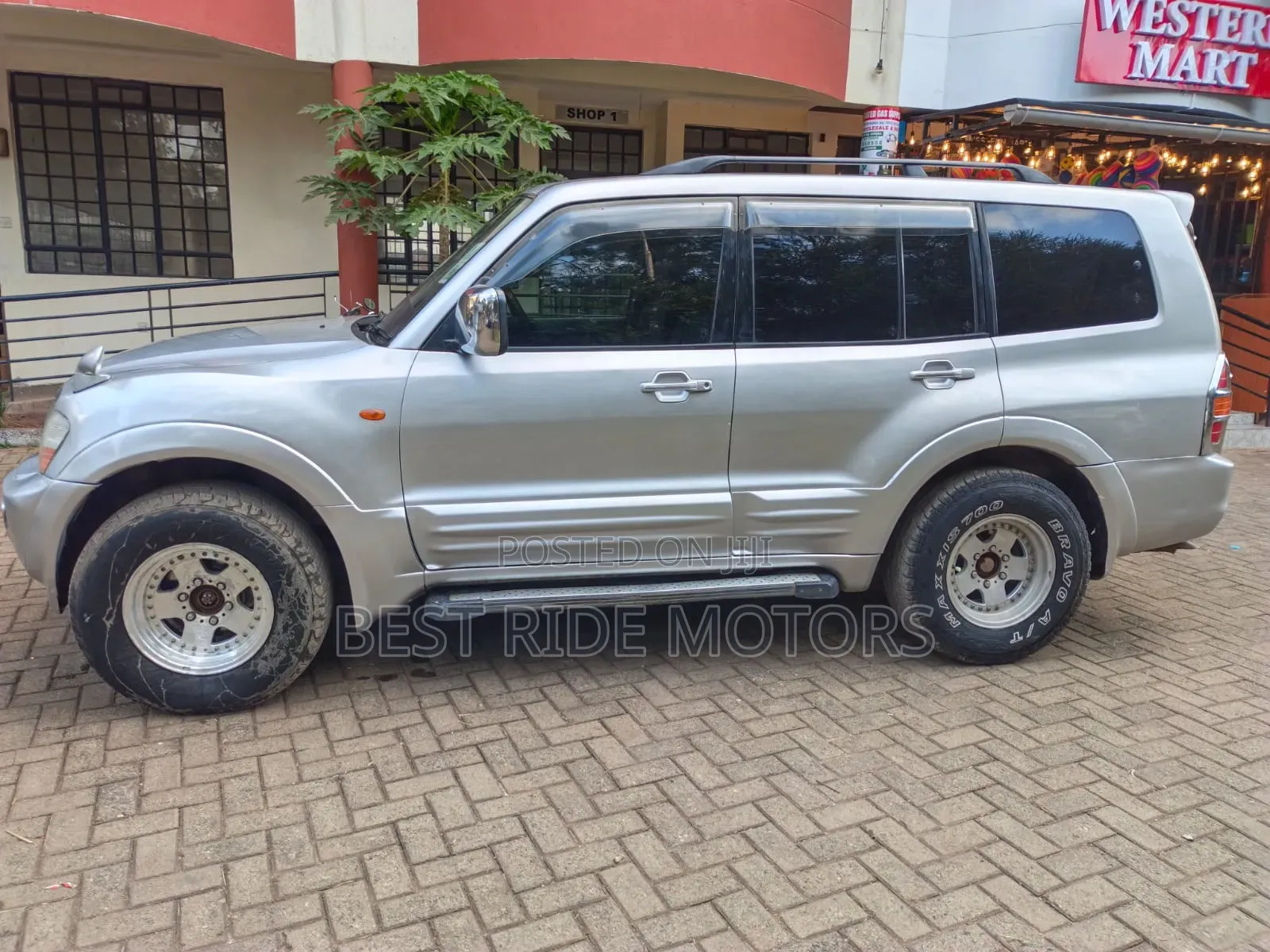 Mitsubishi Pajero 3.2 Di-D 2008 Silver