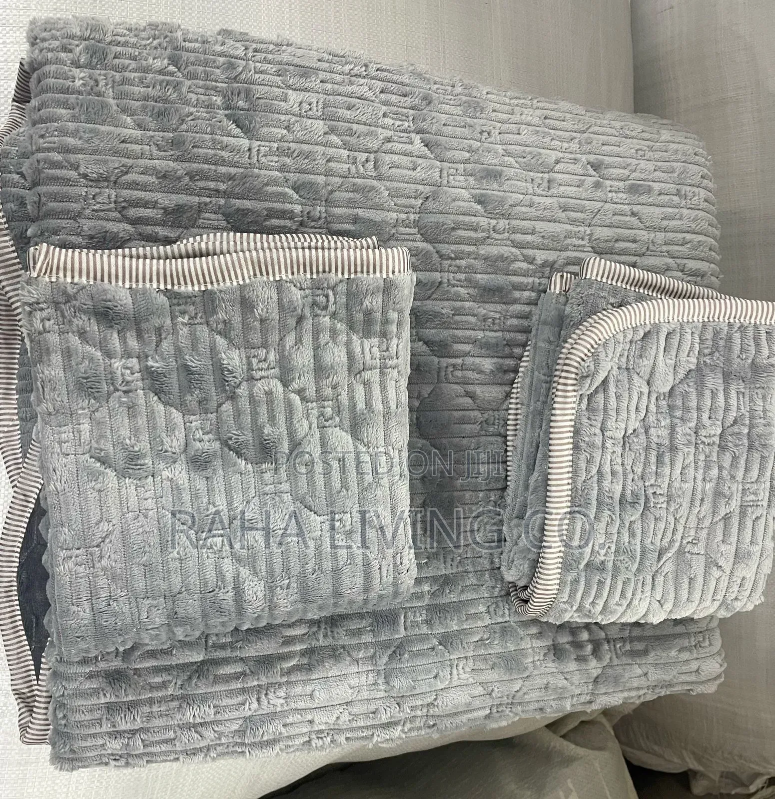 Luxury Ultra Warm Weighted Bed Cover Set | 3 PCS | Up to 6x7