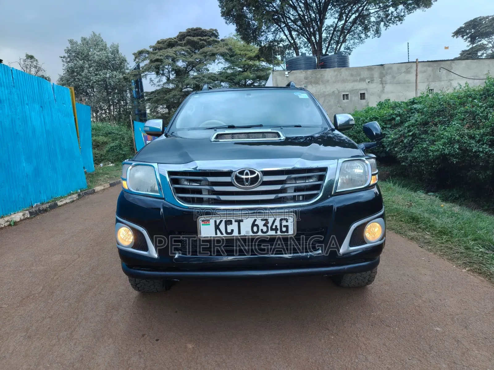 Toyota Hilux 2012 Matt Black