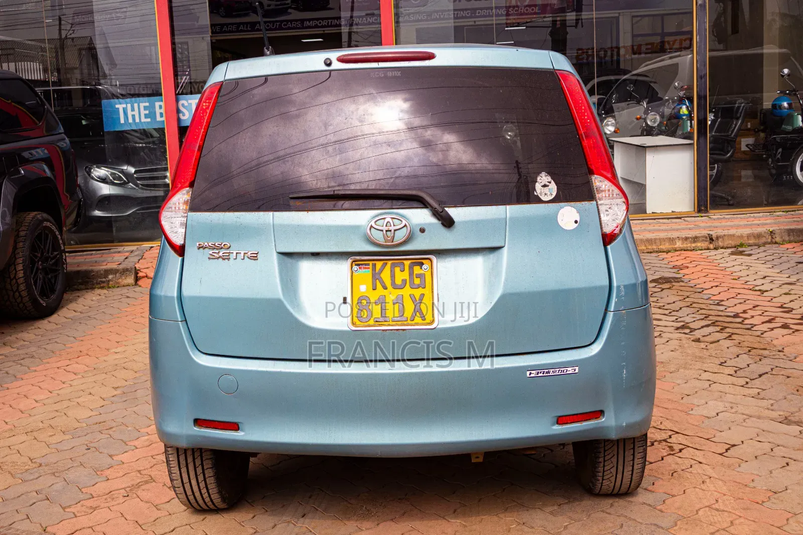 Toyota Passo Sette 2009 Blue